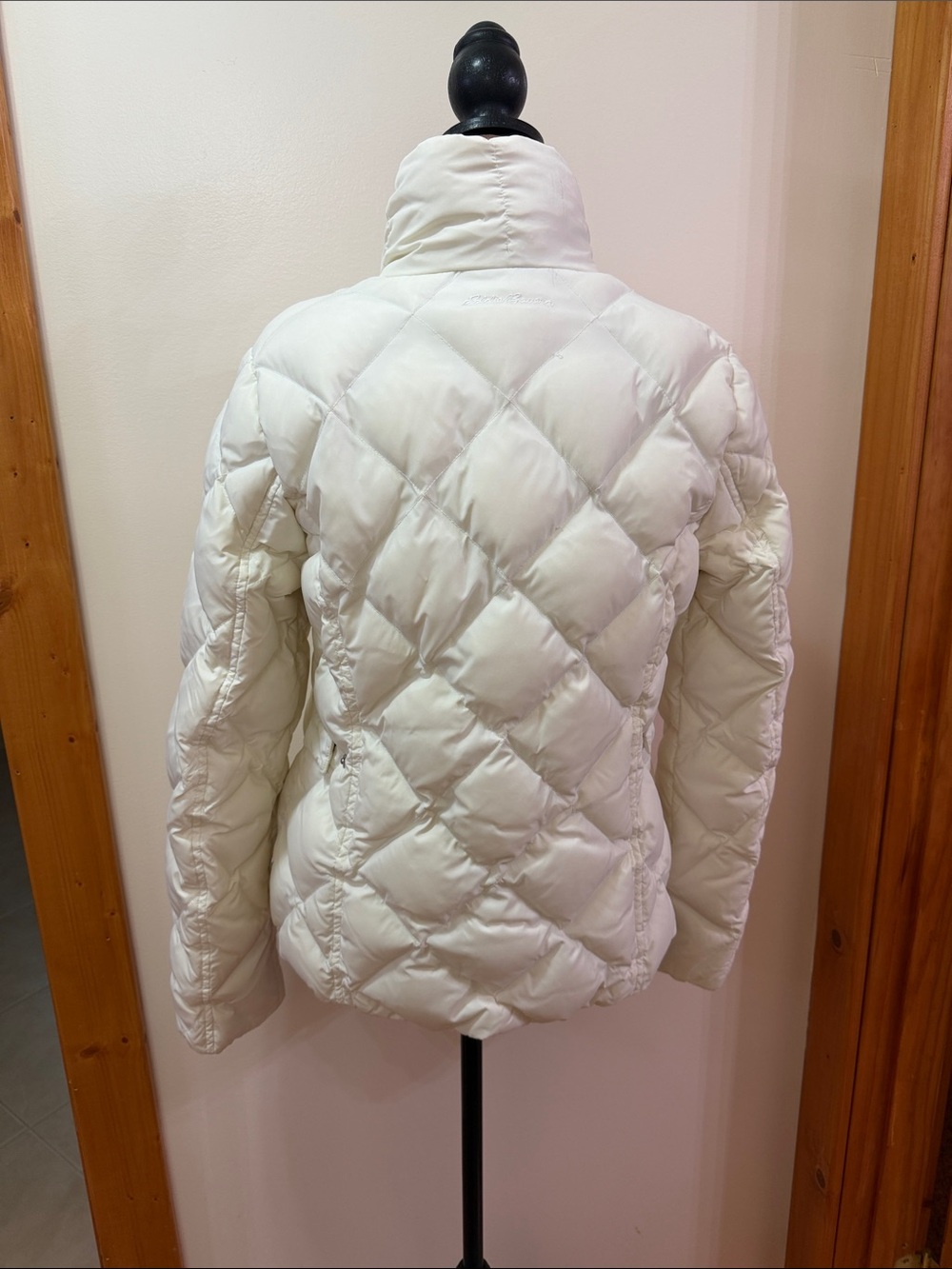 Eddie Bauer EB700 Women’s Goose Down White Diamond Quilted Puffer Jacket - Picture 2 of 12
